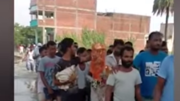 दूल्हे की जिद के आगे झुके गांव वाले