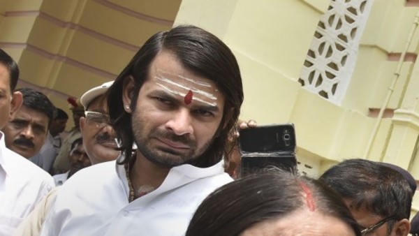 तेजप्रताप यादव बोले झारखंड सरकार पर दर्ज हो FIR तेजप्रताप यादव बोले झारखंड सरकार पर दर्ज हो FIR