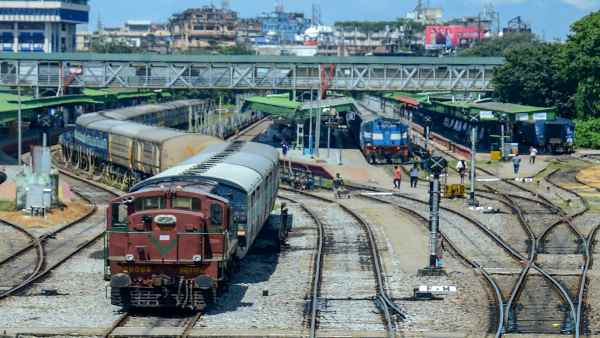 रेलवे ने प्लेटफॉर्म टिकट को लेकर बदले नियम