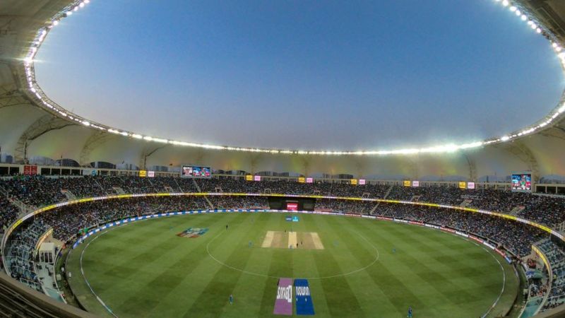 IPL 2020 में खिलाड़ियों के लिए कोरोना से भी बड़ी मुश्किल क्या है? IPL 2020 में खिलाड़ियों के लिए कोरोना से भी बड़ी मुश्किल क्या है?