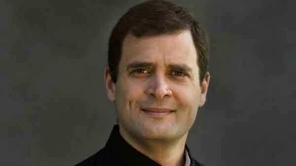 राहुल गांधी ने भी दी स्वामी अग्निवेश को श्रद्धांजलि
