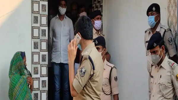 पति ने कई बार समझाया