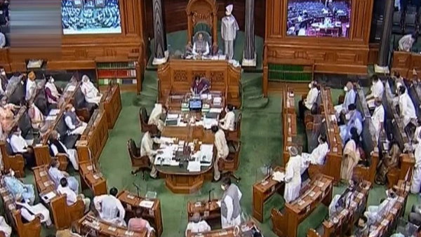Amid boycott from Opposition, Lok Sabha clears three labour code bills Amid boycott from Opposition, Lok Sabha clears three labour code bills
