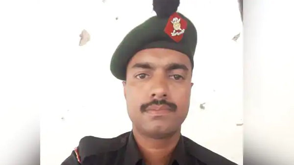 Army Soldier naik aneesh thomas lost his life In jammu kashmir Due To Unprovoked Firing By Pakistan Army Soldier naik aneesh thomas lost his life In jammu kashmir Due To Unprovoked Firing By Pakistan