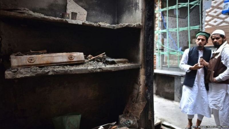 दिल्ली दंगा: जूलियो रिबेरो को जाँच में इंसाफ़ होता क्यों नज़र नहीं आता दिल्ली दंगा: जूलियो रिबेरो को जाँच में इंसाफ़ होता क्यों नज़र नहीं आता