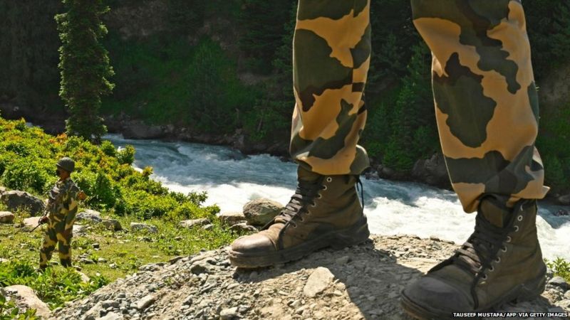 भारत-चीन सीमा पर तनाव: कैलाश पर्वत पर भारतीय सेना के क़ब्ज़े का सच – फ़ैक्ट चेक भारत-चीन सीमा पर तनाव: कैलाश पर्वत पर भारतीय सेना के क़ब्ज़े का सच – फ़ैक्ट चेक