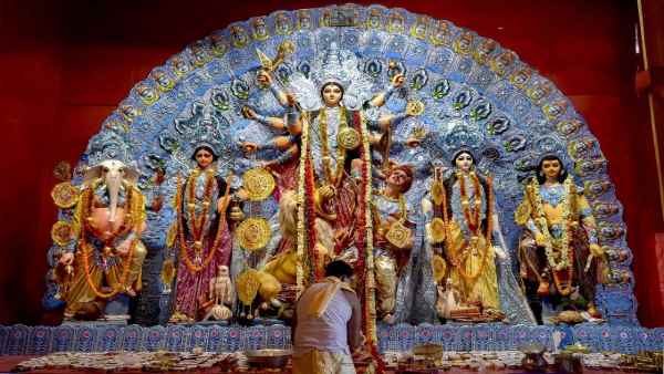 दुर्गा पूजा को ऑनलाइन प्रसारित किया जाएगा