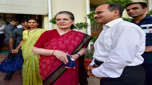 2021 में बंगाल चुनाव जीतना कांग्रेस के लिए एक दूर का सपना ही है