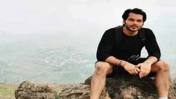 अक्षत के परिजनों ने उनकी हत्या की आशंका जाहिर की है