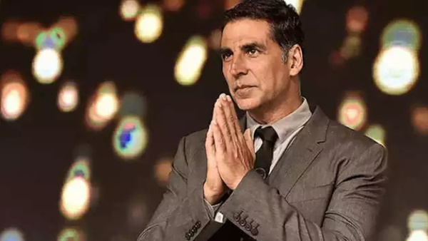 'मुंबई का अपमान होता रहा और अक्षय रहे चुप'
