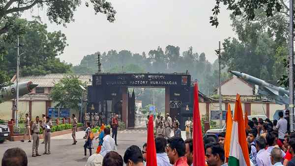निगमीकरण की कोशिशों का होता है विरोध