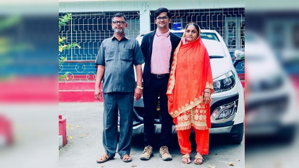 अंसार शेख आईएएस के परिवार का संघर्ष