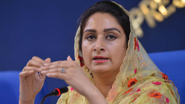 मैं अपनी मां को ICU में छोड़कर आई थी, दुख इस बात का है कि बात नहीं सुनी गई: हरसिमरत कौर बादल मैं अपनी मां को ICU में छोड़कर आई थी, दुख इस बात का है कि बात नहीं सुनी गई: हरसिमरत कौर बादल