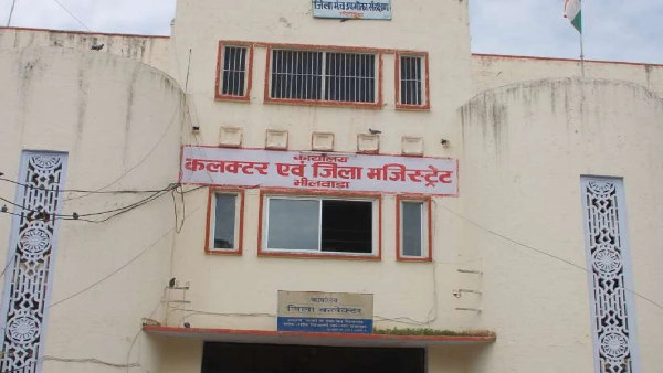 जिला कलेक्टर को मामले का पता नहीं