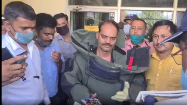 स्कूल संचालक को डराने के लिए रखा बम