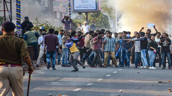 व्यक्तिगत मामलों के खिलाफ एक जांच चल रही है: सॉलीसीटर जनरल