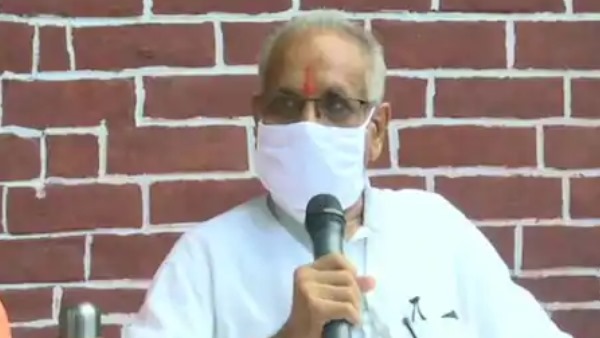 general secretary of Ram Janambhoomi Trust Champat Rai welcomes Uddhav thackray in Ayodhya general secretary of Ram Janambhoomi Trust Champat Rai welcomes Uddhav thackray in Ayodhya