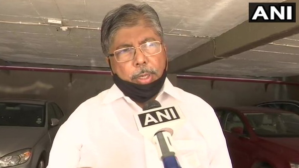 Chandrakant Patil u turn from his statement said - Sanjay Raut and Devendra Fadnavis meeting was not political Chandrakant Patil u turn from his statement said - Sanjay Raut and Devendra Fadnavis meeting was not political