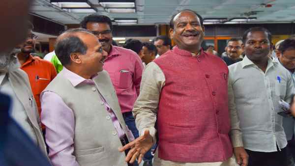 राष्ट्रगान के समय उपस्थित रहना चाहते थे अधीर रंजन चौधरी