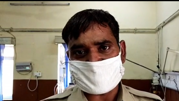 पुलिस ने जिंदा निकाला बाहर