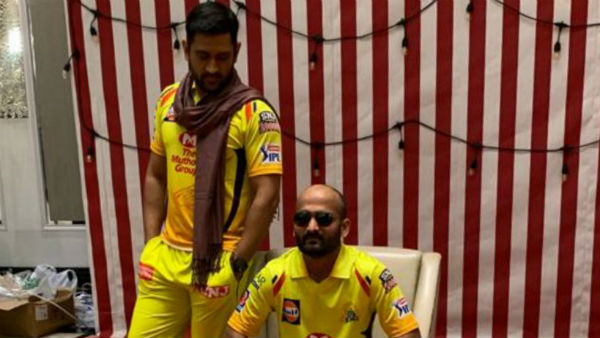 सोशल मीडिया पर वायरल हुआ धोनी का 'थाला' डांस