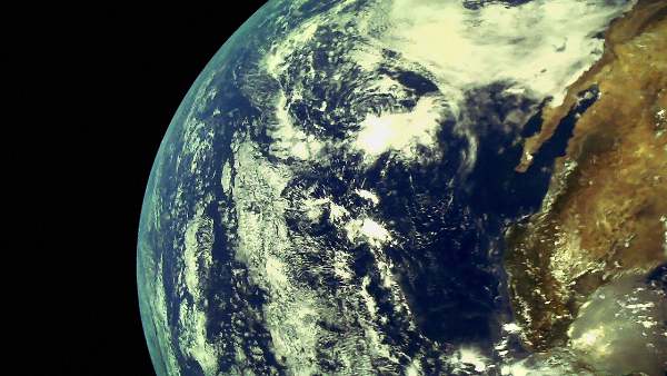 महामारी में कार्बन उत्सर्जन में कमी के बावजूद पृथ्वी कई डिग्री गर्म हुई