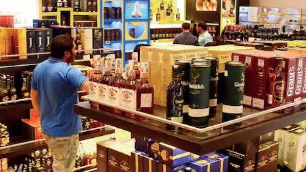कर्नाटक में भी बार में सर्व की जाएंगी शराब