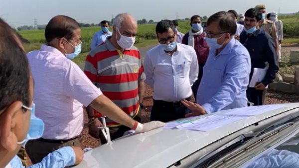 up Additional Chief Secretary Home Awanish Awasthi inspected proposed Film City in Greater Noida up Additional Chief Secretary Home Awanish Awasthi inspected proposed Film City in Greater Noida