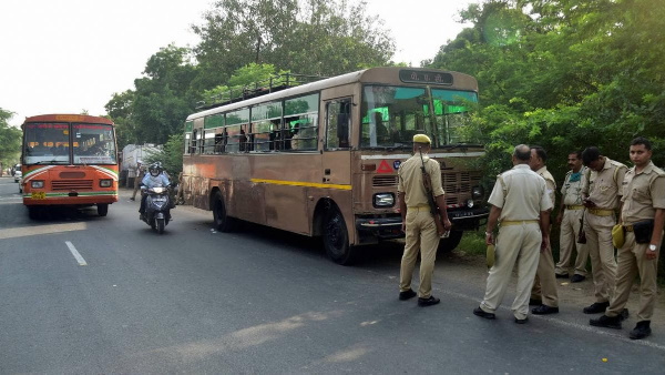 पीड़िता के लिए न्याय की मांग