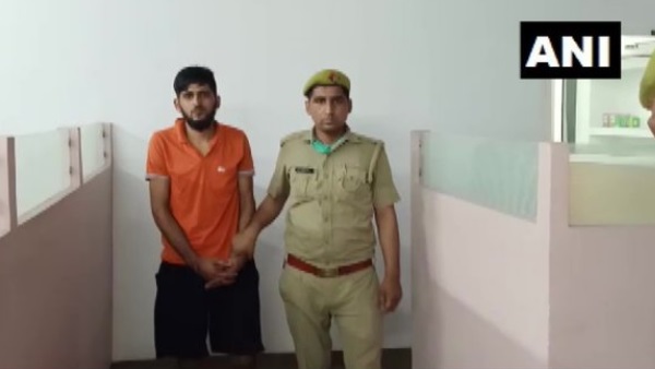22 year old arrested for allegedly sending obscene messages to women in ghaziabad 22 year old arrested for allegedly sending obscene messages to women in ghaziabad