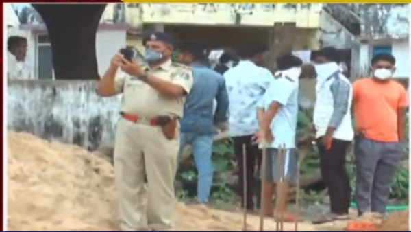 Woman, minor son among 3 killed in wall collapse in Gujarat Woman, minor son among 3 killed in wall collapse in Gujarat