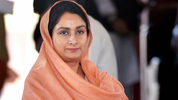 Harsimrat Kaur Badal Tweet after Akali Dal Quits NDA, said its no longer the NDA envisioned by Vajpayee ji & Badal sahab. Harsimrat Kaur Badal Tweet after Akali Dal Quits NDA, said its no longer the NDA envisioned by Vajpayee ji & Badal sahab.