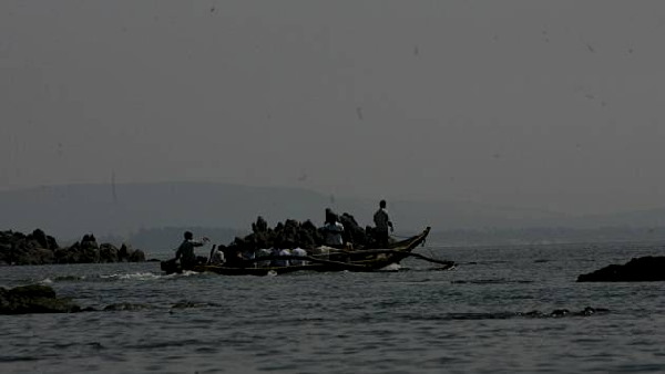 मछुआरों के साथ ऐसा सलूक करता है पाक