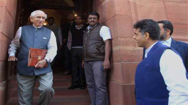 जसवंत सिंह के फार्म में 51 थारपारकर गायें थीं