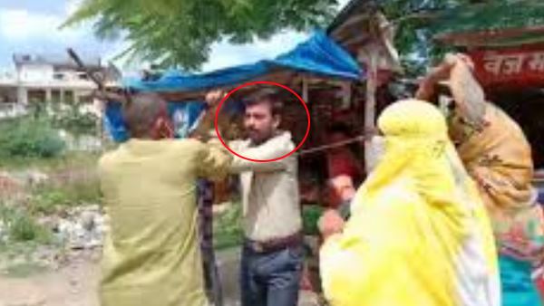 एक महीने से युवती का पीछा कर रहा था भाजपा नेता