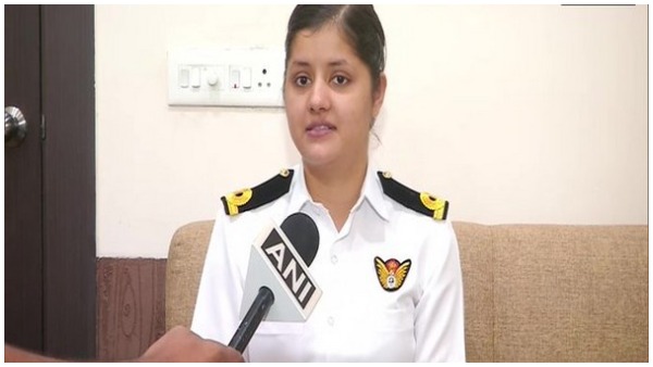 सब लेफ्टिनेंट कुमुदिनी त्यागी (Sub Lieutenant kumudini tyagi)
