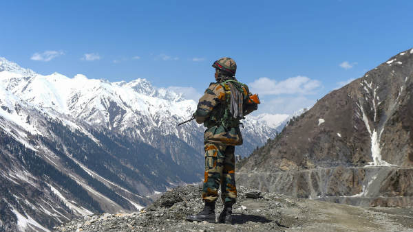 विदेश सचिव बोले वर्तमान की स्थिति 'अप्रत्याशित' स्थिति है