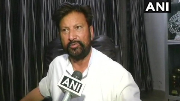 CBI action against former minister Chaudhary Lal Singh raids at Kathua and Rajbag places CBI action against former minister Chaudhary Lal Singh raids at Kathua and Rajbag places
