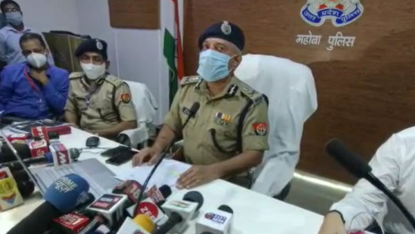 4.क्या निलंबित एसपी को क्लीन चिट दे रही है एसआईटी?