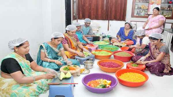अब फ्रेंचाइजी देने की प्लानिंग कर रही मेघा