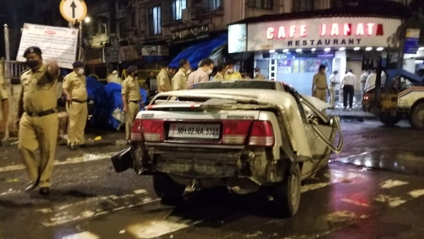 Four persons dead and four injured after a speeding car ran over them in Crawford market in Mumbai Four persons dead and four injured after a speeding car ran over them in Crawford market in Mumbai