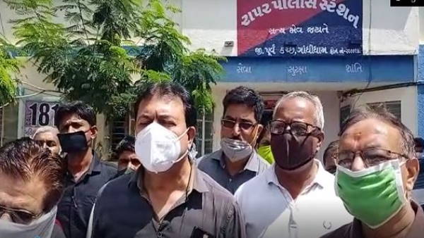 A Lawyer killed In The City Of Rapar in kutch, incident caught in CCTV A Lawyer killed In The City Of Rapar in kutch, incident caught in CCTV