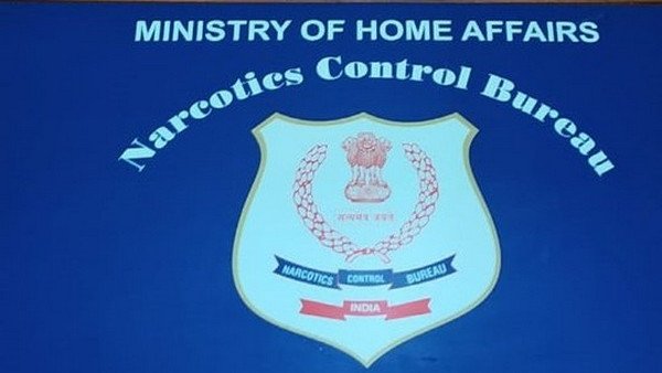धर्मा प्रोडक्शन के डायरेक्टर से भी हो रही पूछताछ