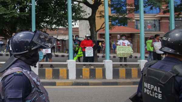 वादे से मुकरने पर फिर प्रदर्शन की चेतावनी