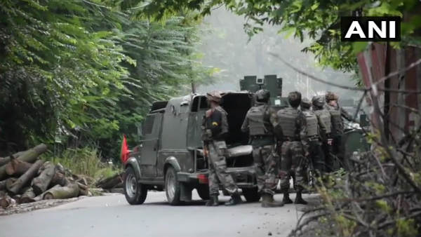 J&K: कुपवाड़ा में जैश-ए-मोहम्मद के दो आतंकी गिरफ्तार J&K: कुपवाड़ा में जैश-ए-मोहम्मद के दो आतंकी गिरफ्तार