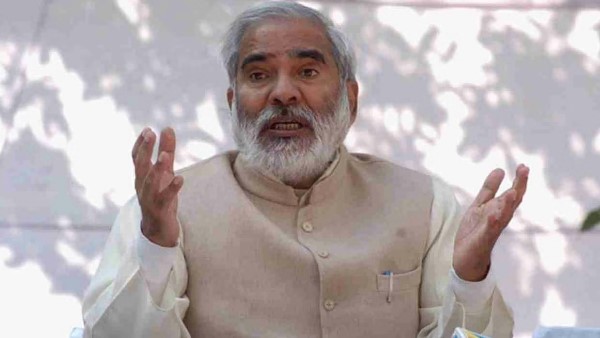 हाल ही में दिया था पार्टी से इस्तीफा