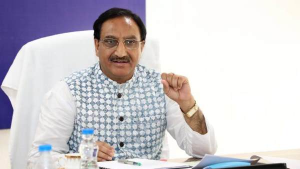 पोखरियाल ने ट्वीट कर दी जानकारी