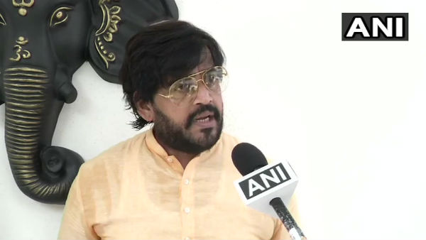 'मैं इस मसले पर अपनी लड़ाई जारी रखूंगा'