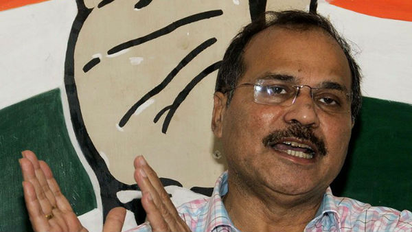 'रिया पर हत्या का आरोप नहीं'