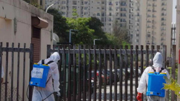 फ्लैट लेकर क्या कहा ग्राहक ने?